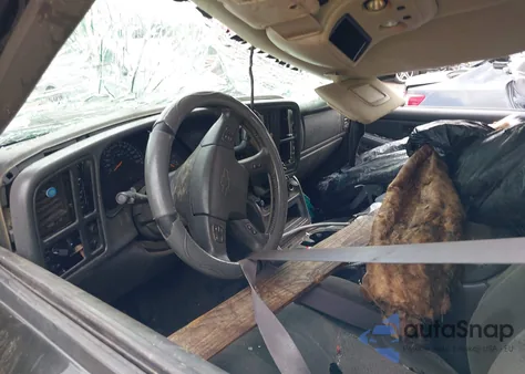 2004 Chevrolet Silverado 1500 Z71 z USA, uszkodzony, nr VIN 2GCEK13T941331570